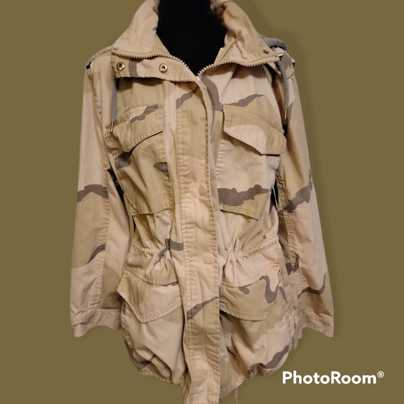 Forever 21 Camouflage Field Utility Jacket - Picture 5 of 7